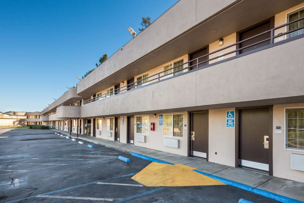 Americas Best Value Inn Santa Rosa CA - photo 4