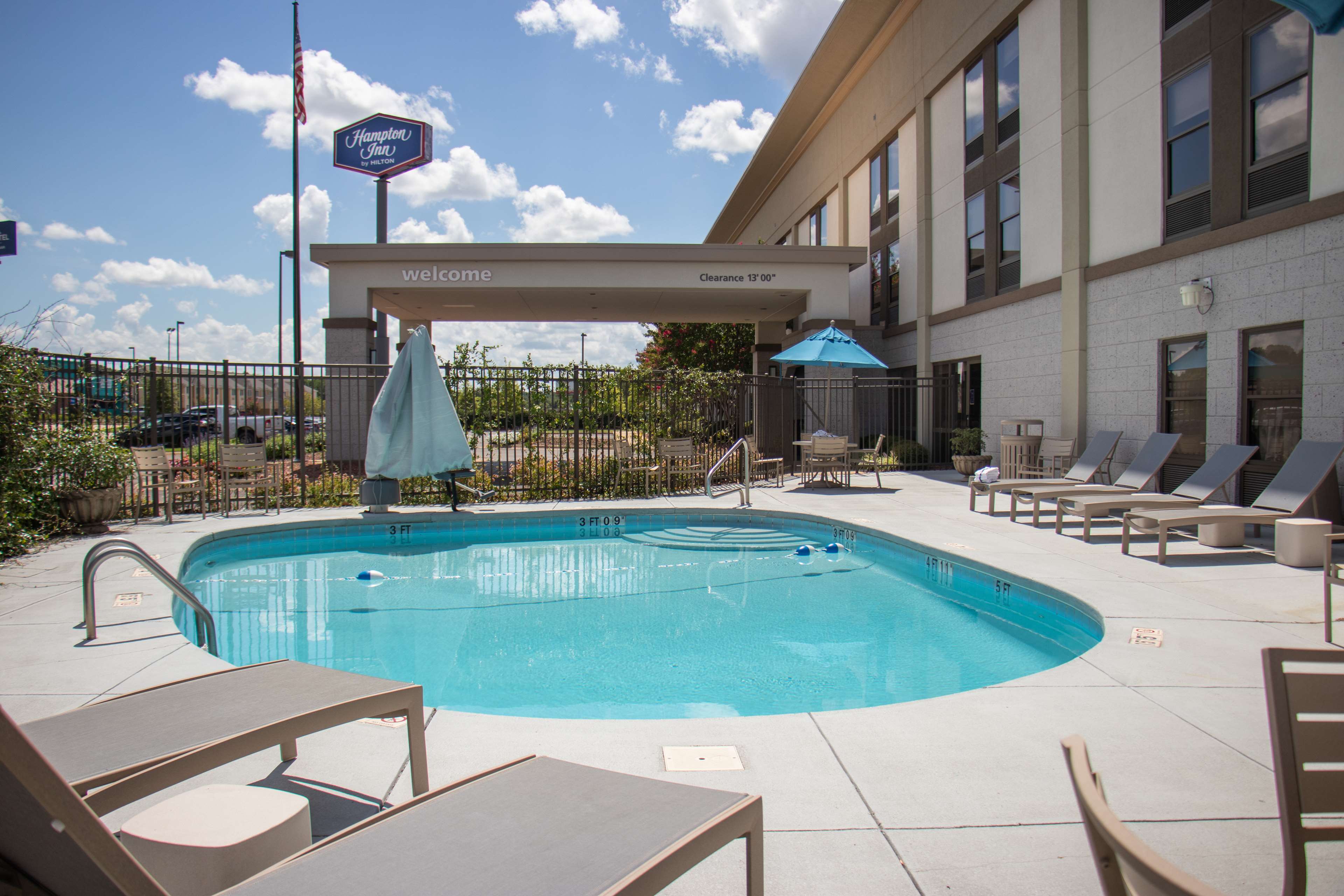 Hampton Inn Tuscaloosa East - photo 6