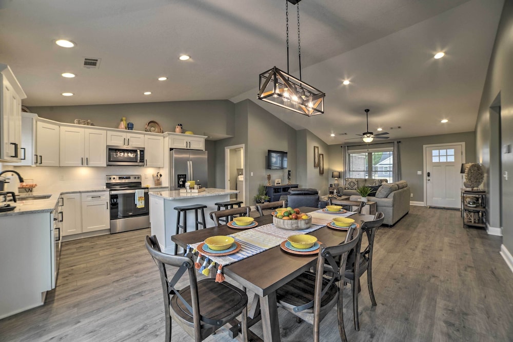 Cozy Murray Retreat Near Msu Local Eateries — Murray