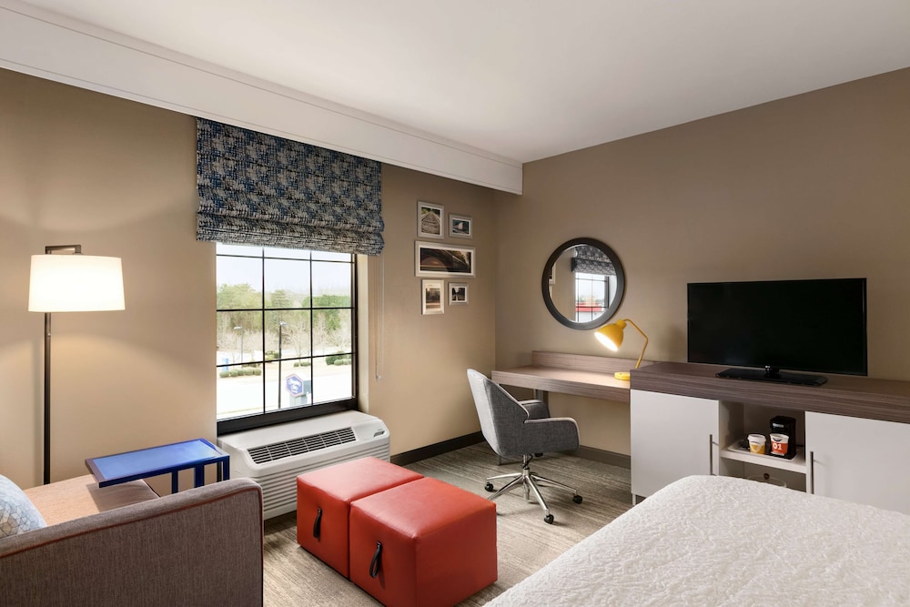 Hampton Inn Kernersville - photo 13