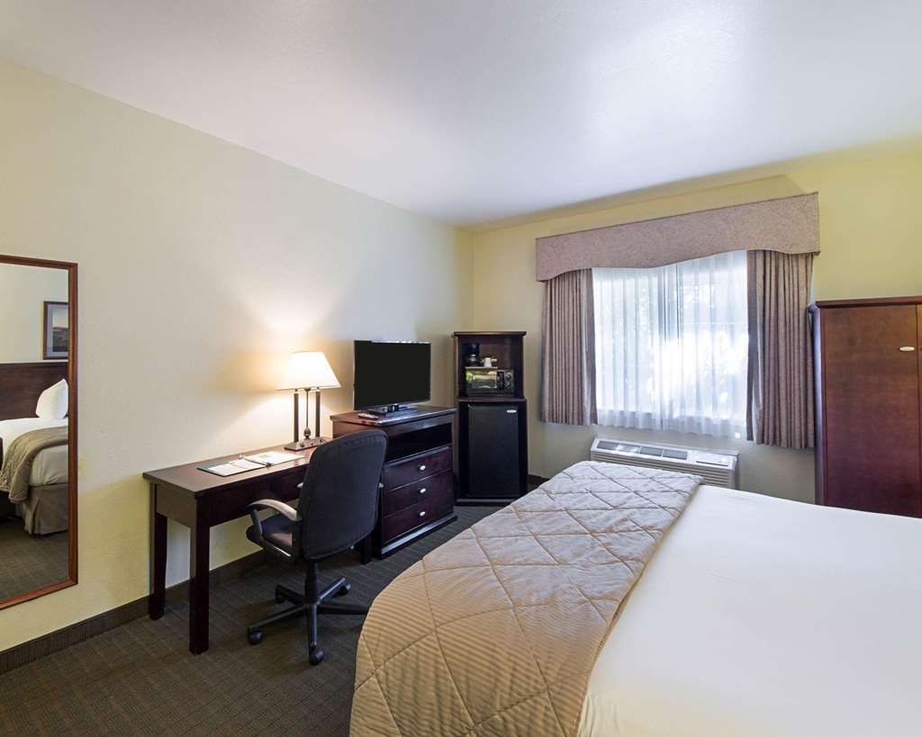 Quality Inn & Suites Kerrville - photo 12