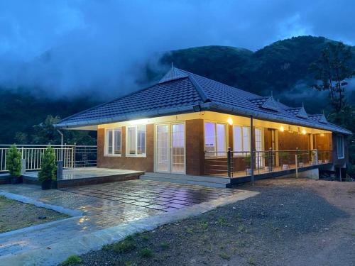 Earth Lounge Resort — Erattupetta