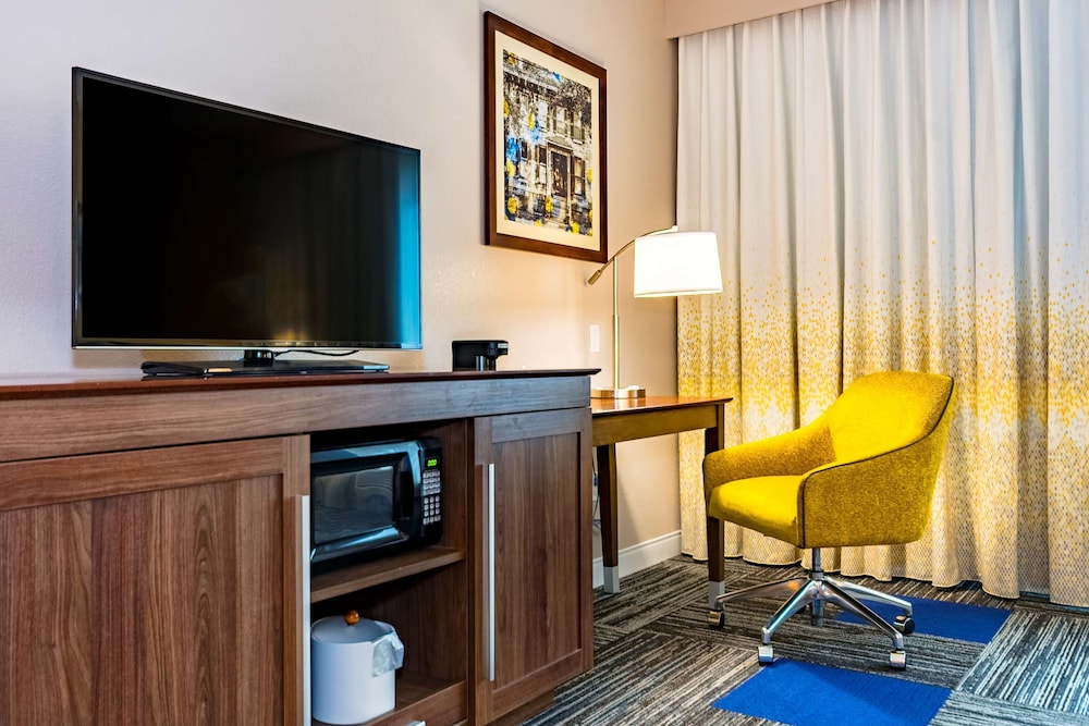 Hampton Inn Lockport Buffalo - photo 14