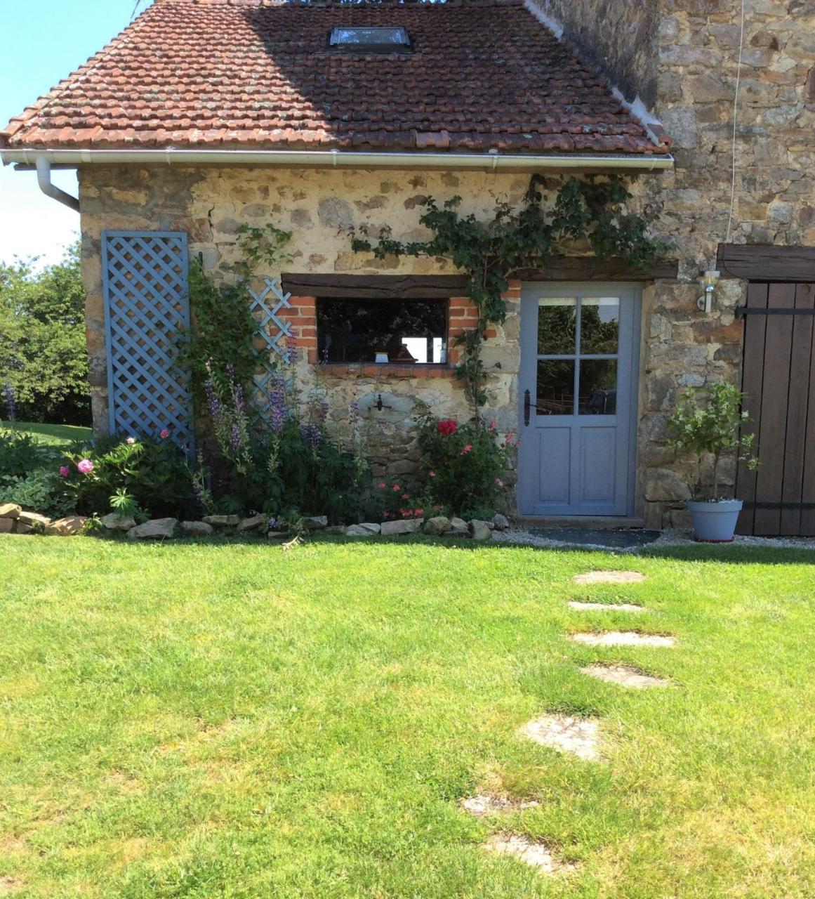 Le Cosy Domaine du Vertendre — hotel in Saint-Yrieix-La-Perche