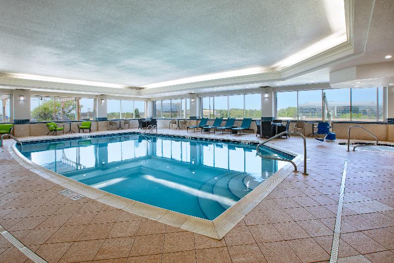 Hampton Inn & Suites Cleveland Beachwood - photo 37