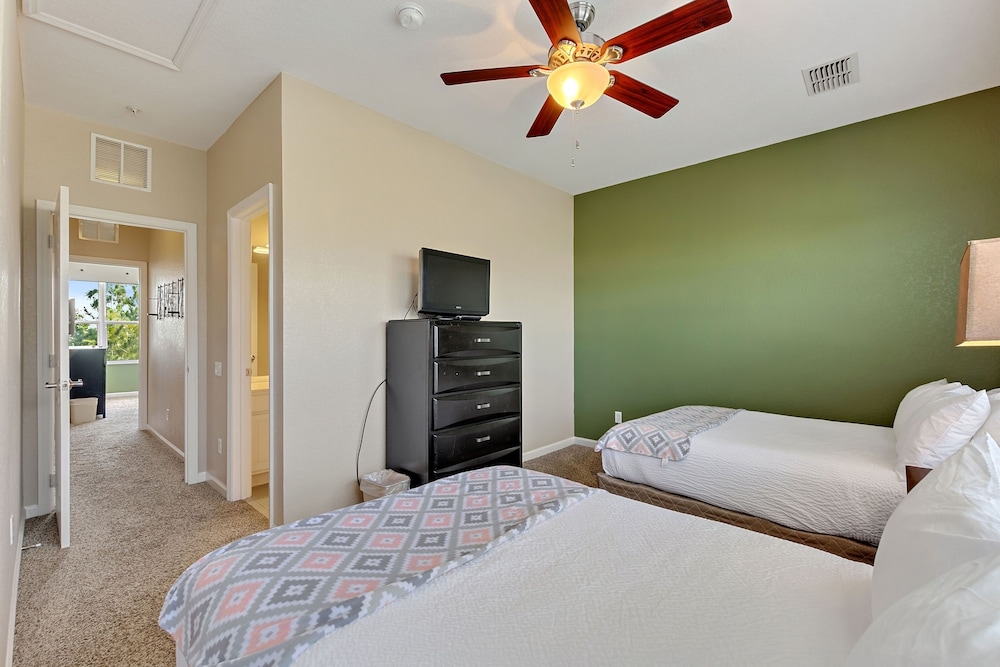 Vista Cay Resort Next to Universal #821 - photo 5