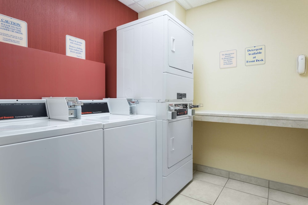 Hampton Inn Pittsburgh West Mifflin - photo 30