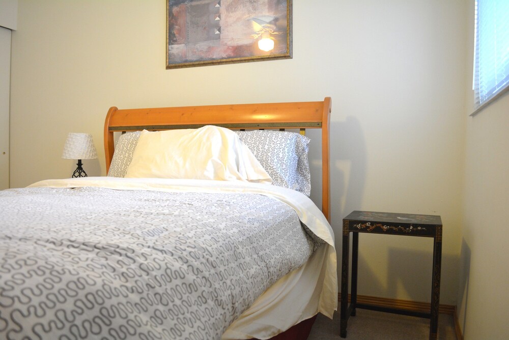 Sunny Westlake Suites by Metro - photo 49