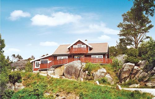 Lovely Home In Lindesnes With Sauna — 5-Star Luxury Hotel in Vigeland, Norway