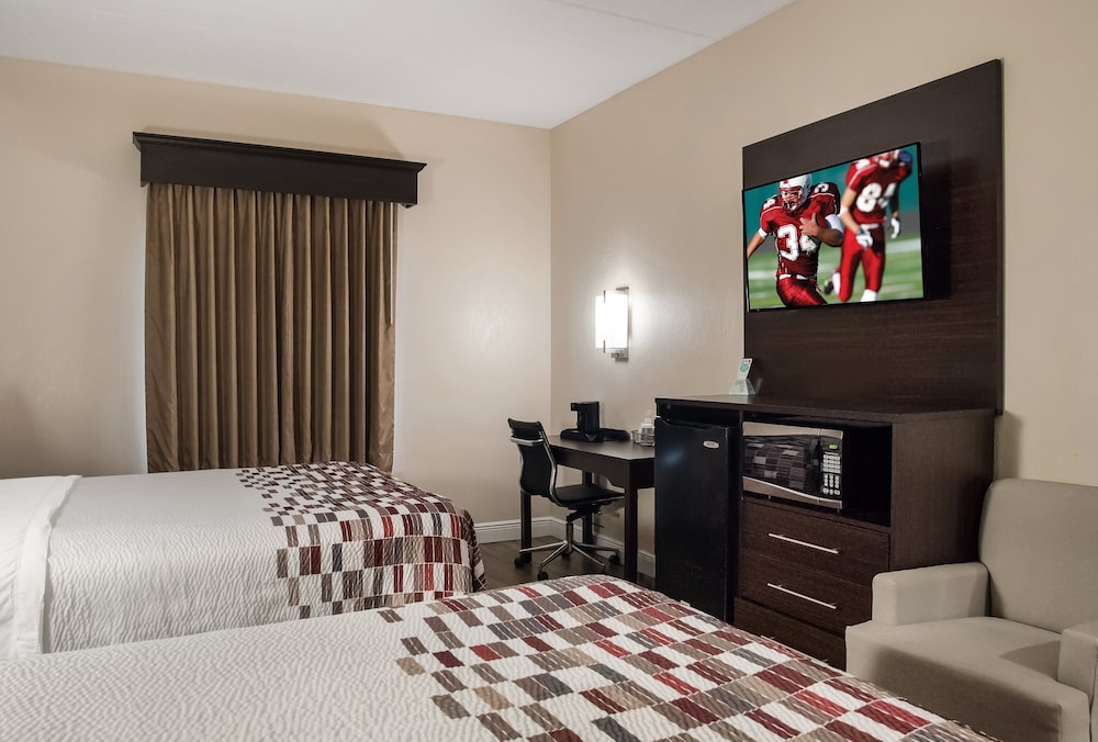 Red Roof Inn Tupelo - photo 29