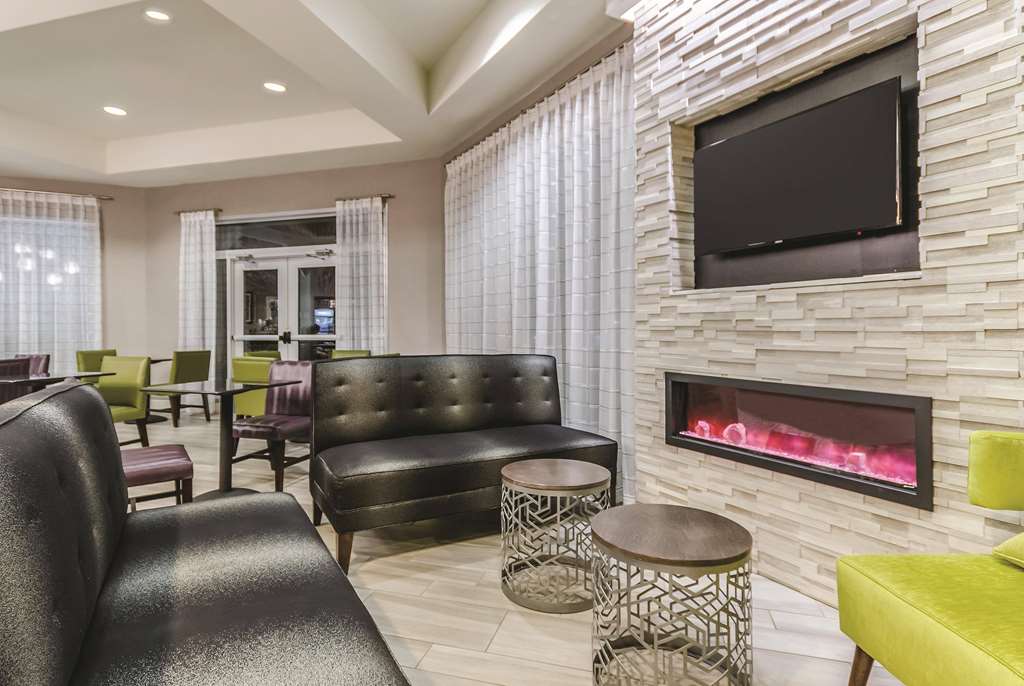 La Quinta Inn & Suites by Wyndham Grand Junction - photo 6