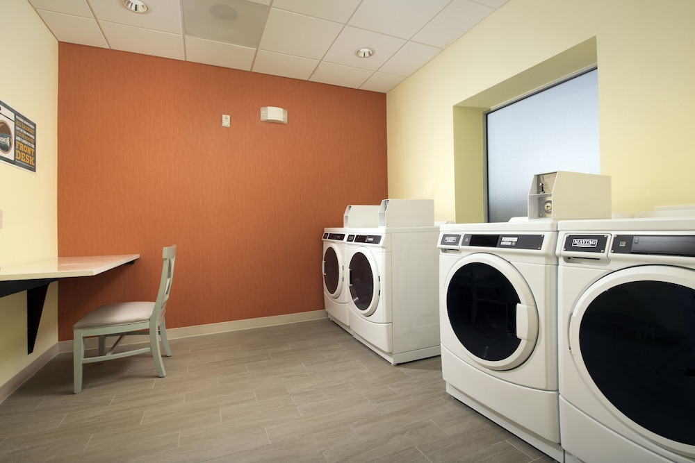 Home2 Suites by Hilton Denver International Airport - photo 17