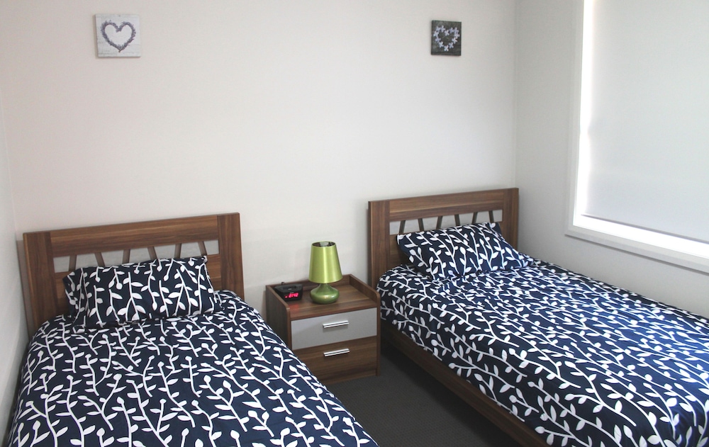 Serviced Houses Casula — Liverpool — photo 2