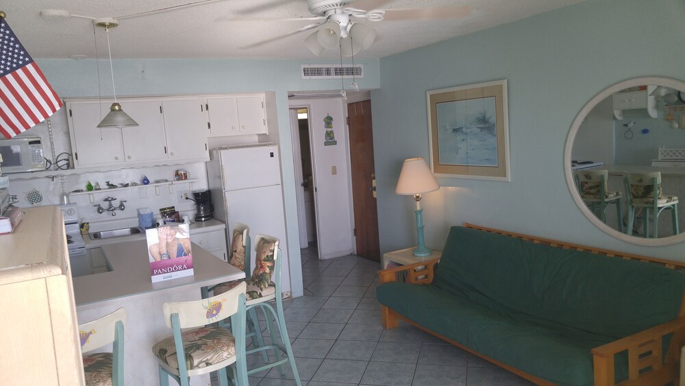 Daytona Inn Beach Resort - photo 35