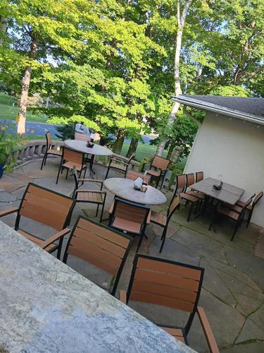 White Birch Inn - photo 5