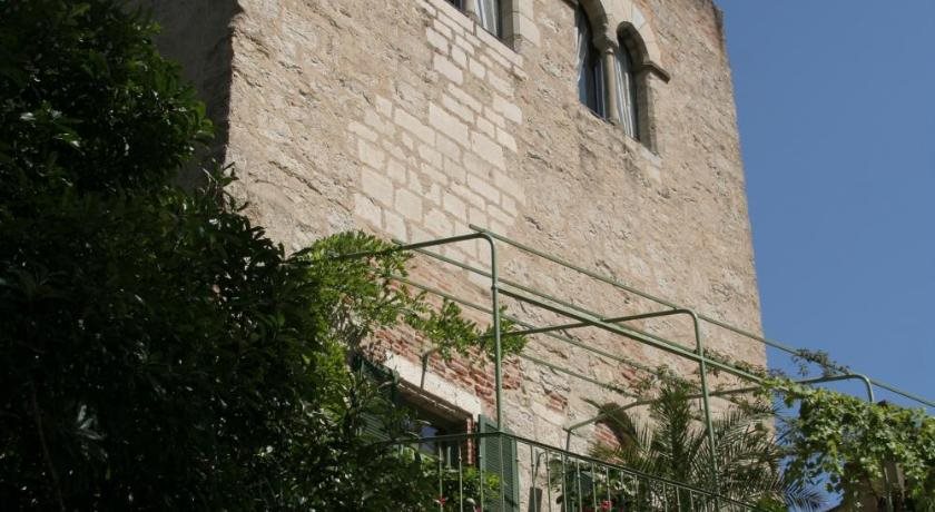 Hôtel Jean Xxii - carbon neutral hotel in Cahors