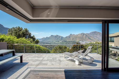 Endless Views — 4-Star Luxury Hotel in Cape Town, South Africa