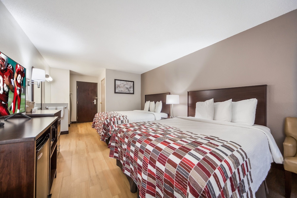 Red Roof Inn & Suites Omaha Council Bluffs - photo 14