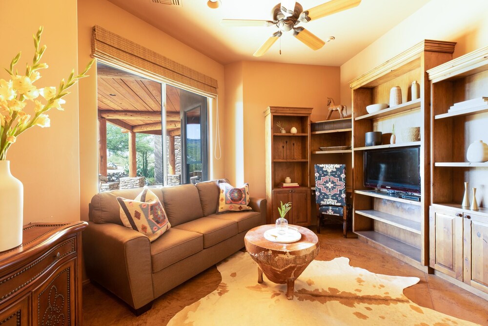 Westland by Avantstay Desert Oasis w Mountain View Pool & Basketball Court Scottsdale - photo 15