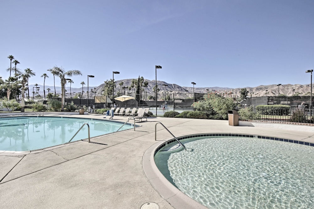 Rancho Las Palmas Resort Condo: Golf Swim & Play - photo 2