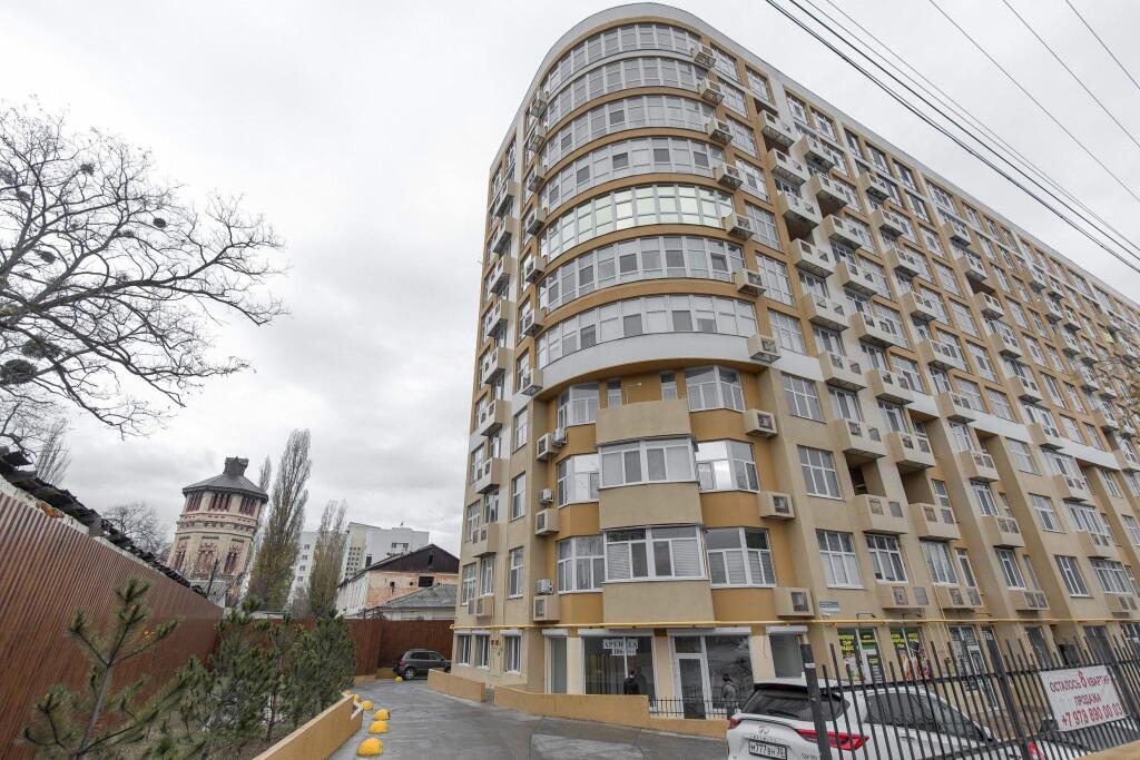 Sofi On The Embankment Named After The 60Th Anniversary Of The Ussr — hotel near Simferopol International Airport