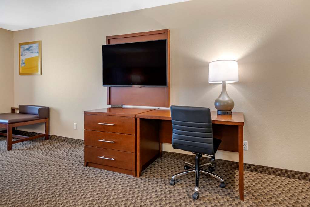 Comfort Suites Broomfield Boulder Interlocken - photo 13