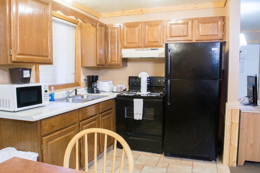 Flat Creek Inn - photo 5