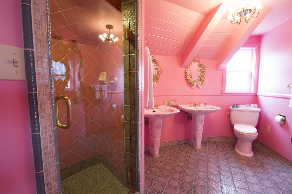 Madonna Inn - photo 210