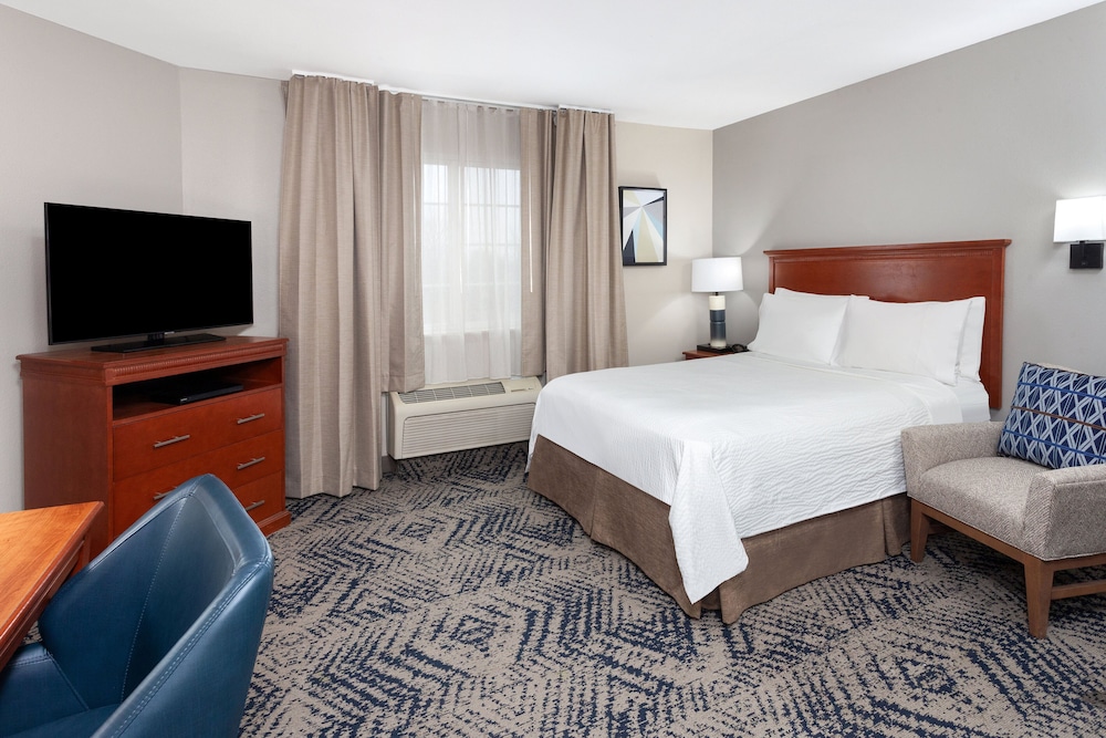 Candlewood Suites Louisville North by IHG - photo 14