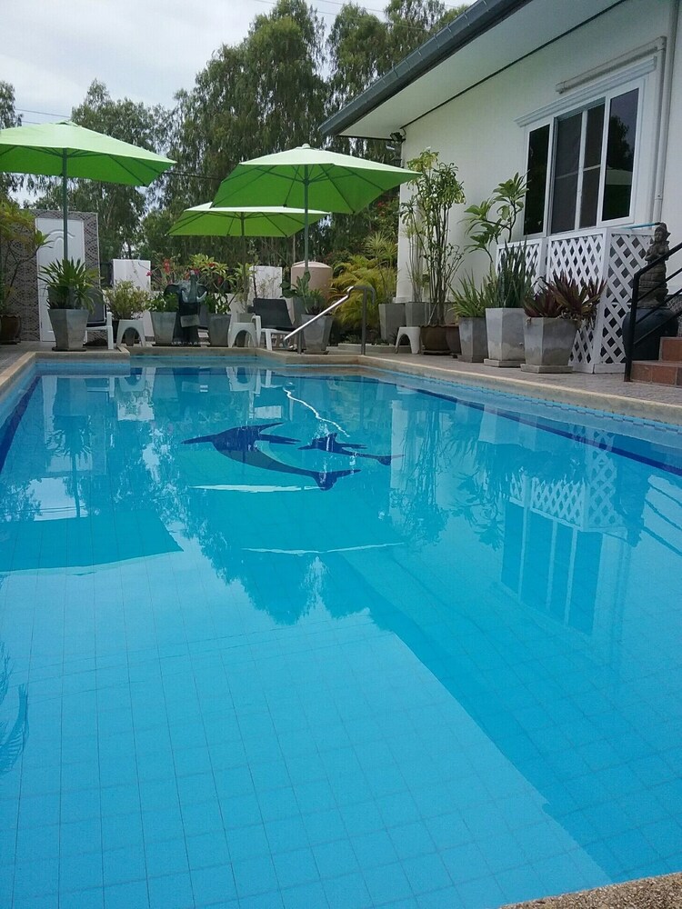 Private Luxurious Salt Water Pool Villa Situated In Peaceful Upmarket 5 Resort in Cha-Am, Thailand