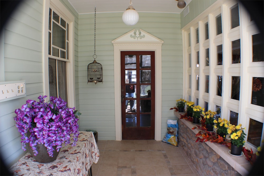Millsap baker Estate - photo 2