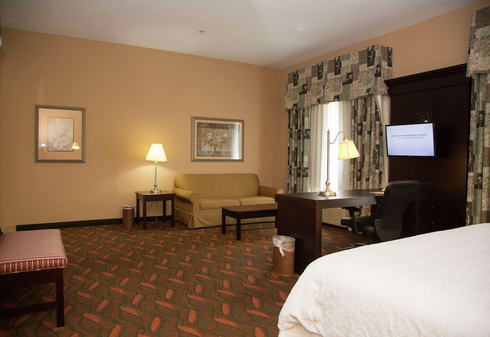 Hampton Inn & Suites Houston Rosenberg - photo 50