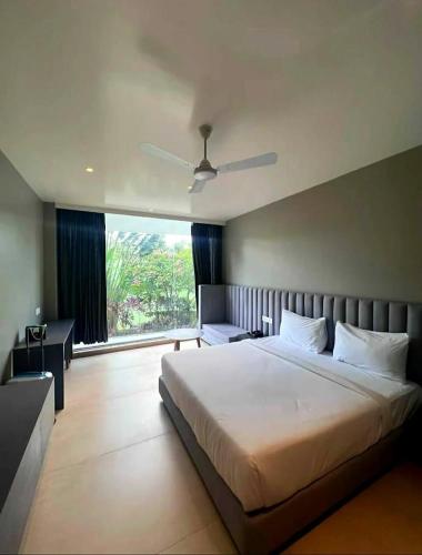 The Democracy Hotel Resort — Nashik