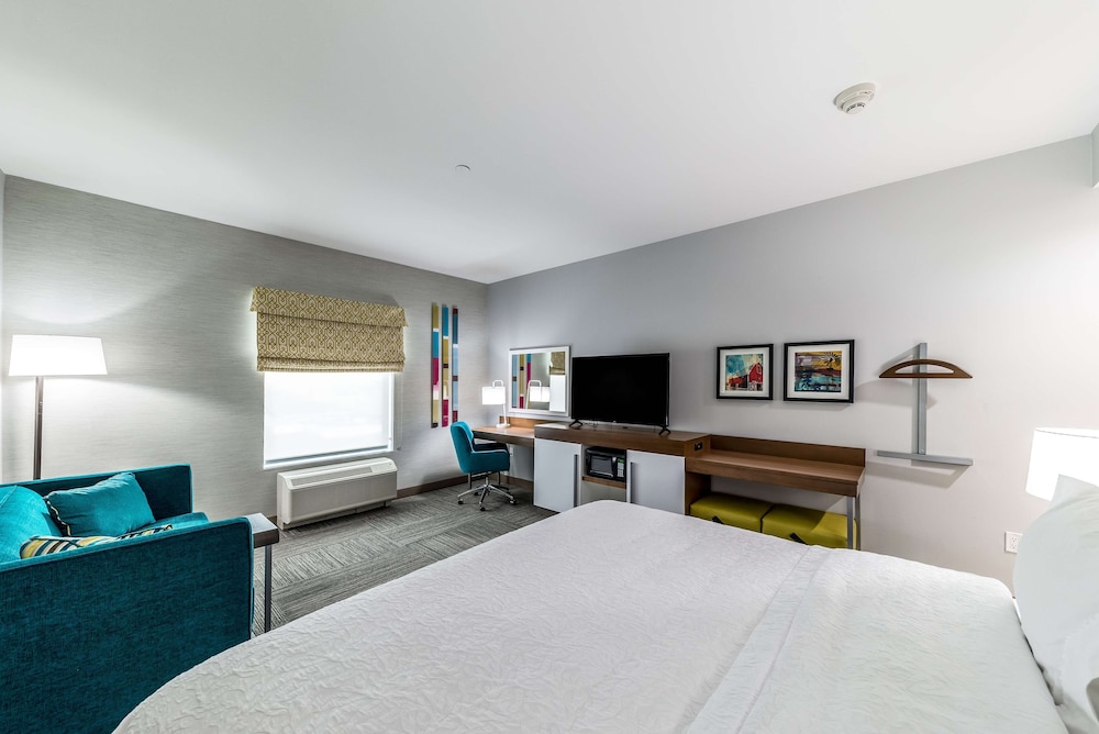 Hampton Inn & Suites Pryor - photo 7