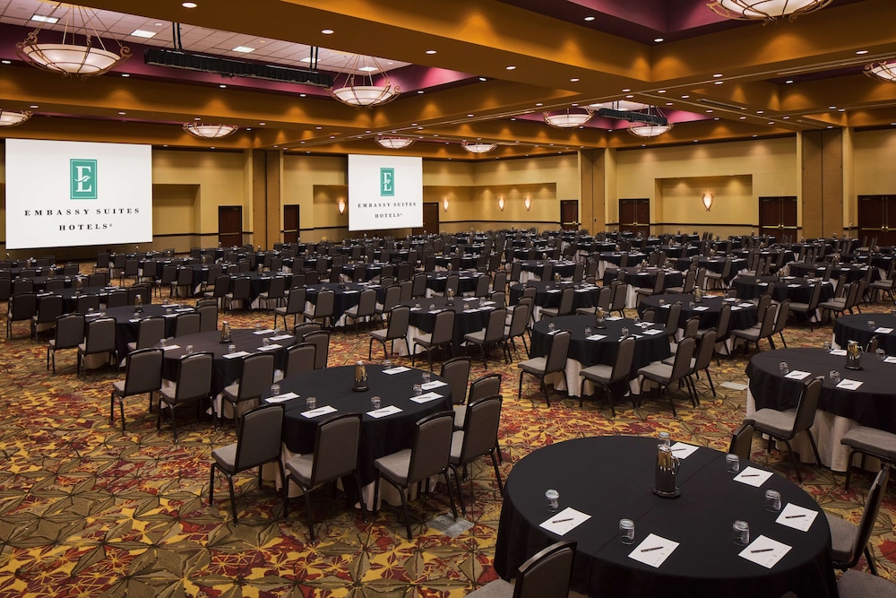Embassy Suites by Hilton Charlotte Concord Golf Resort & Spa - photo 85