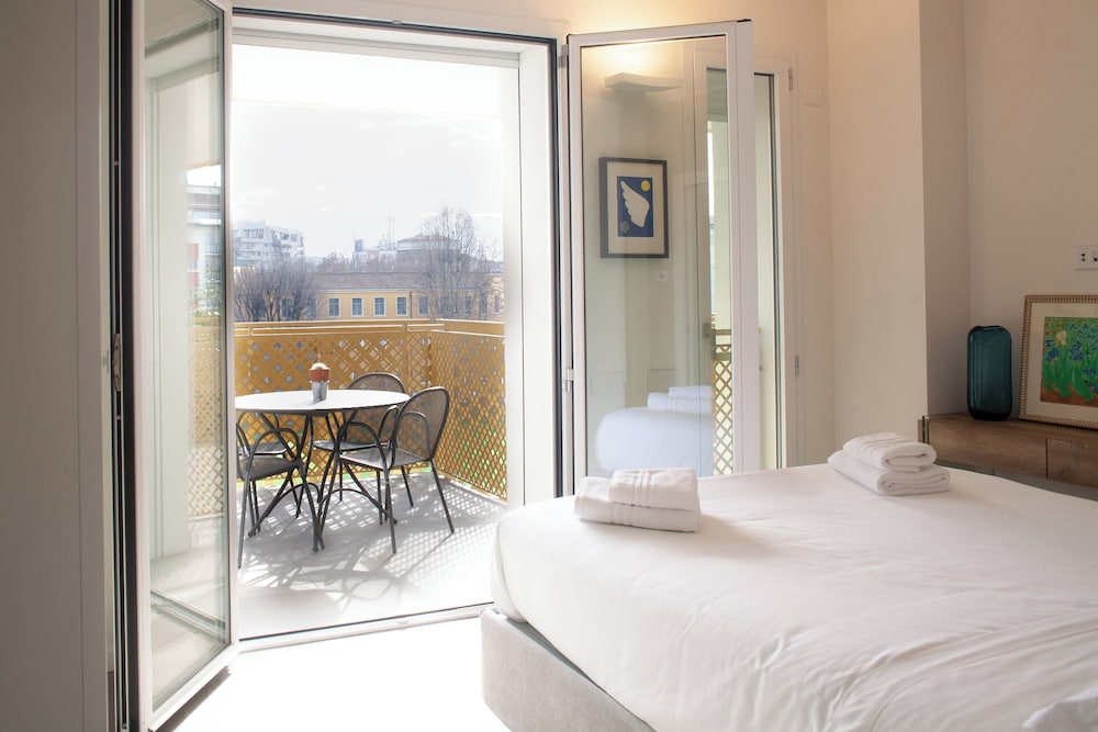 BnButler Flavio Gioia 5 — 4-Star Luxury Hotel in Milan, Italy