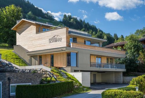 Appartement Schwarz — 4-Star Luxury Hotel in Sankt Johann Im Pongau, Austria
