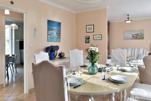 Karome - carbon neutral hotel in Saint-Coulomb