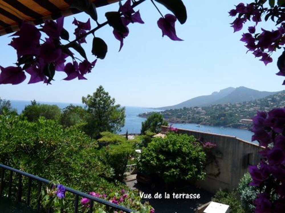 Apartment With 3 Bedrooms in Théoule sur mer With Wonderful sea View — 5-Star Luxury Hotel in Cannes, France