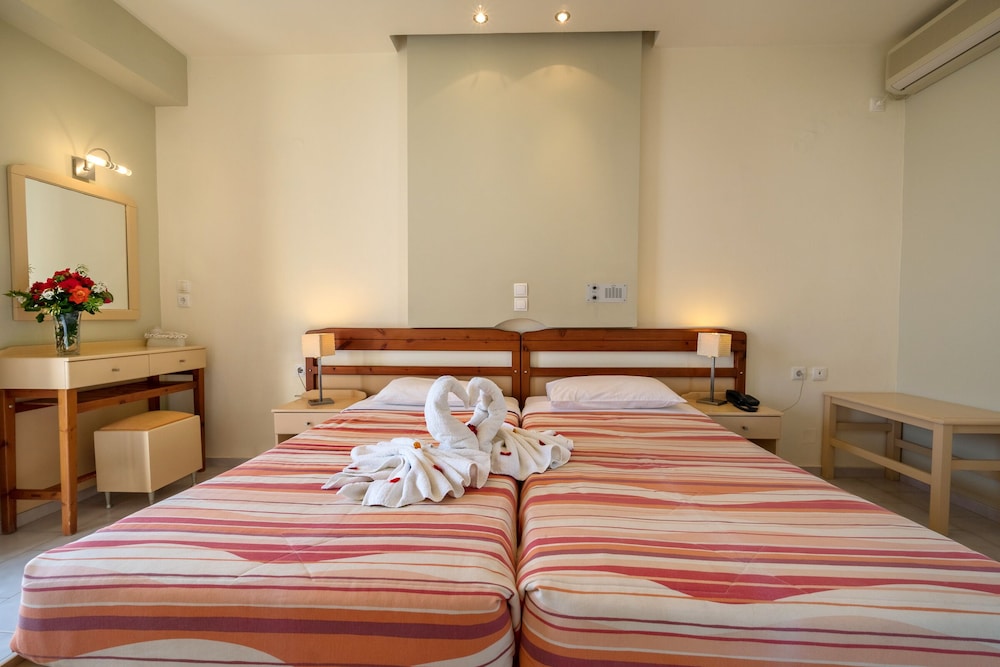 Polyrizos Hotel — Agios Vasileios — photo 5