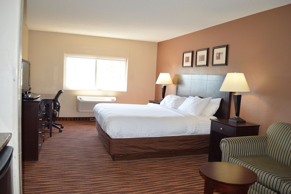 First Choice Inns at the Swell - photo 15