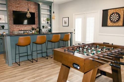Sprawling Sylvan Park Estate — 4-Star Luxury Hotel in Nashville, United States