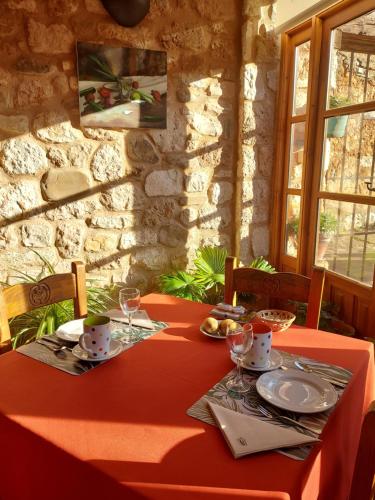 Hotel Rural El Adarve — Ayllon