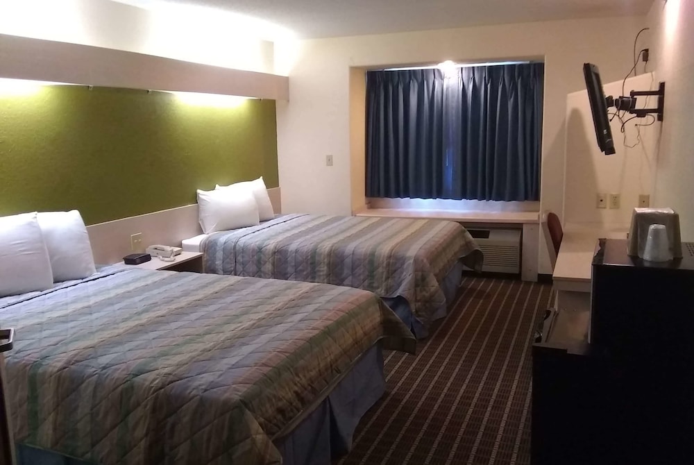 Travelodge by Wyndham Chadron - photo 3