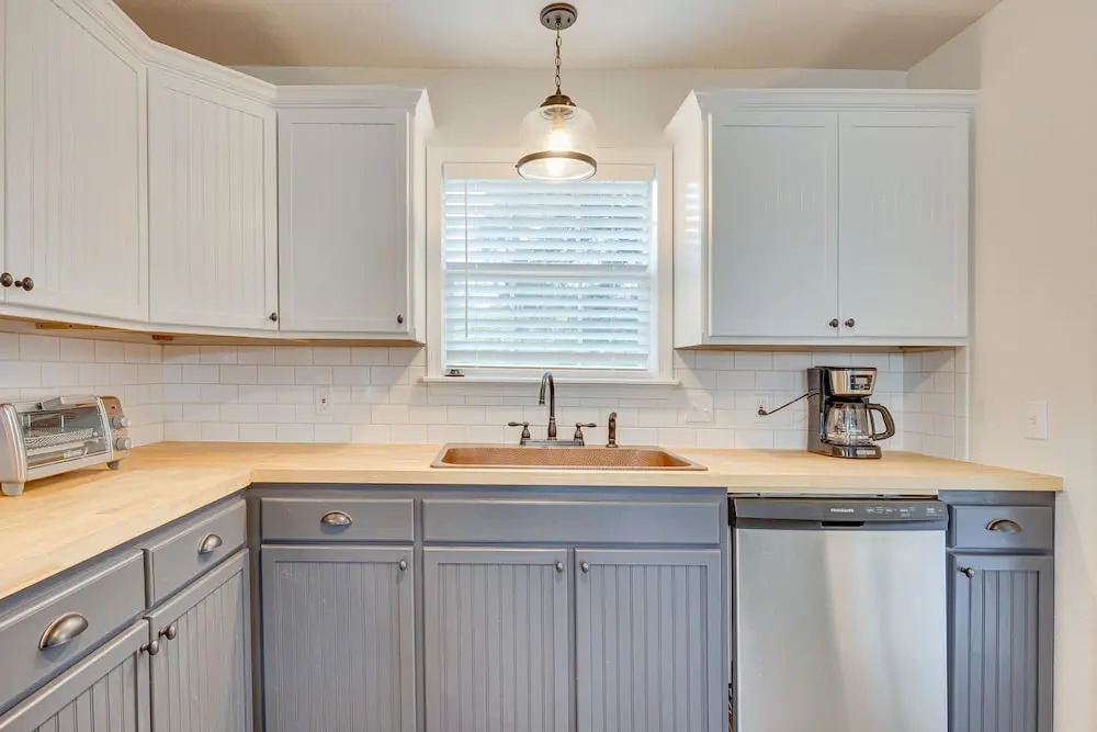 Updated Home With Yard About 14 Mi To Quartz Mountain 19531339 — Mangum