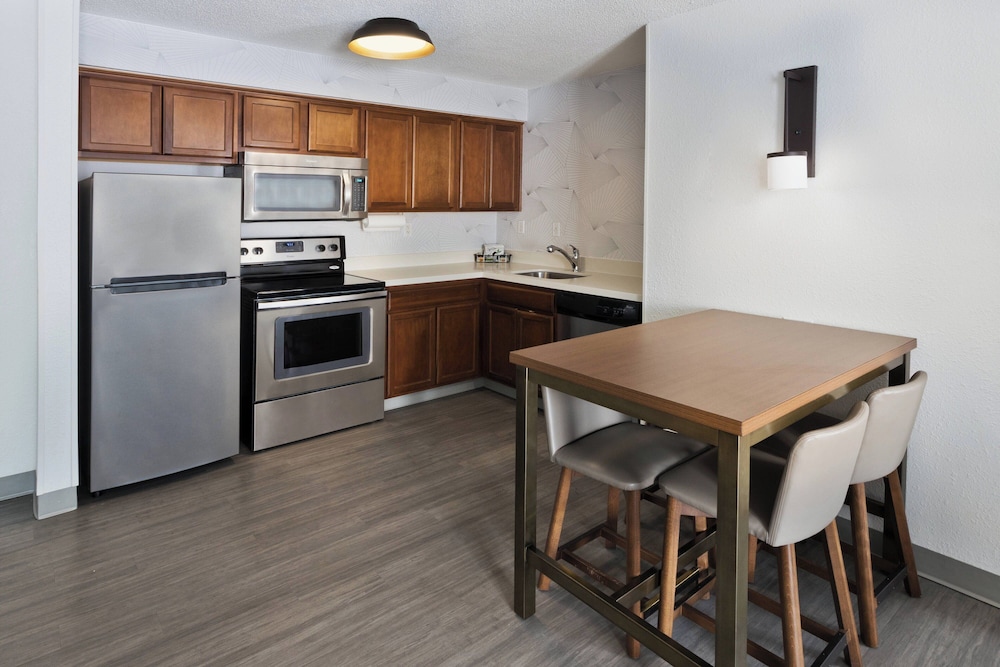 Residence Inn by Marriott Columbus - photo 17