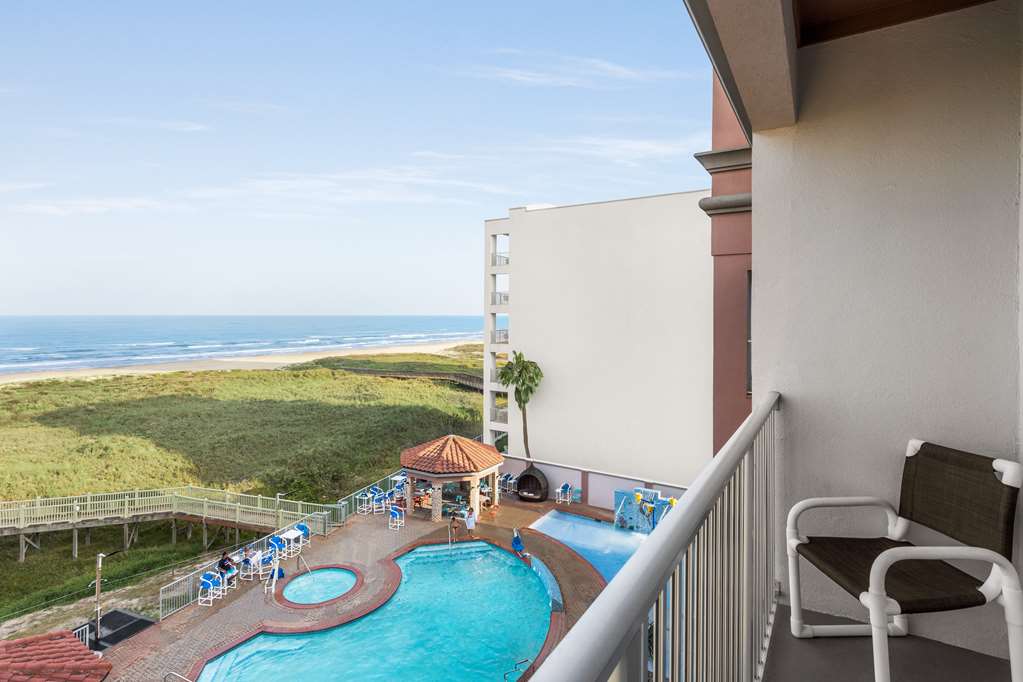 La Copa Inn Beach Hotel - photo 67