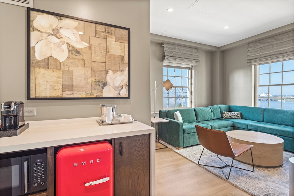 Hotel Indigo Baton Rouge Downtown by IHG - photo 54