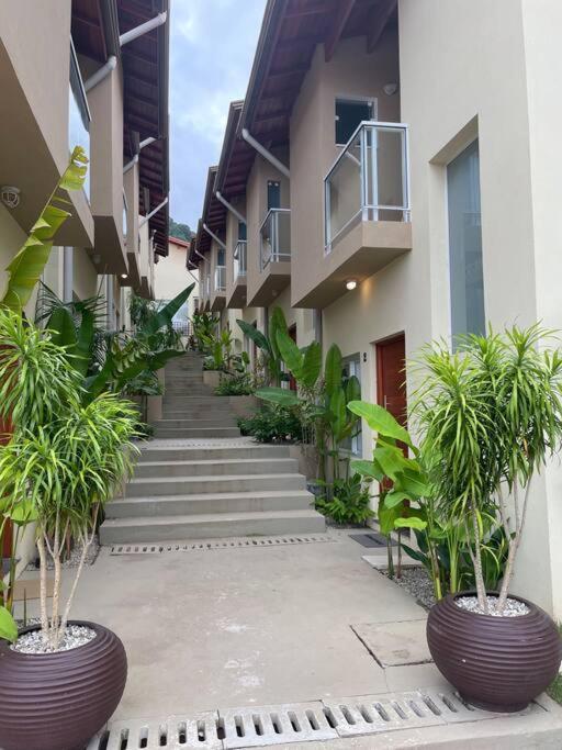 Linda Casa em uma linda praia Santiago Maresias — 4-Star Luxury Hotel in Sao Sebastiao, Brasil