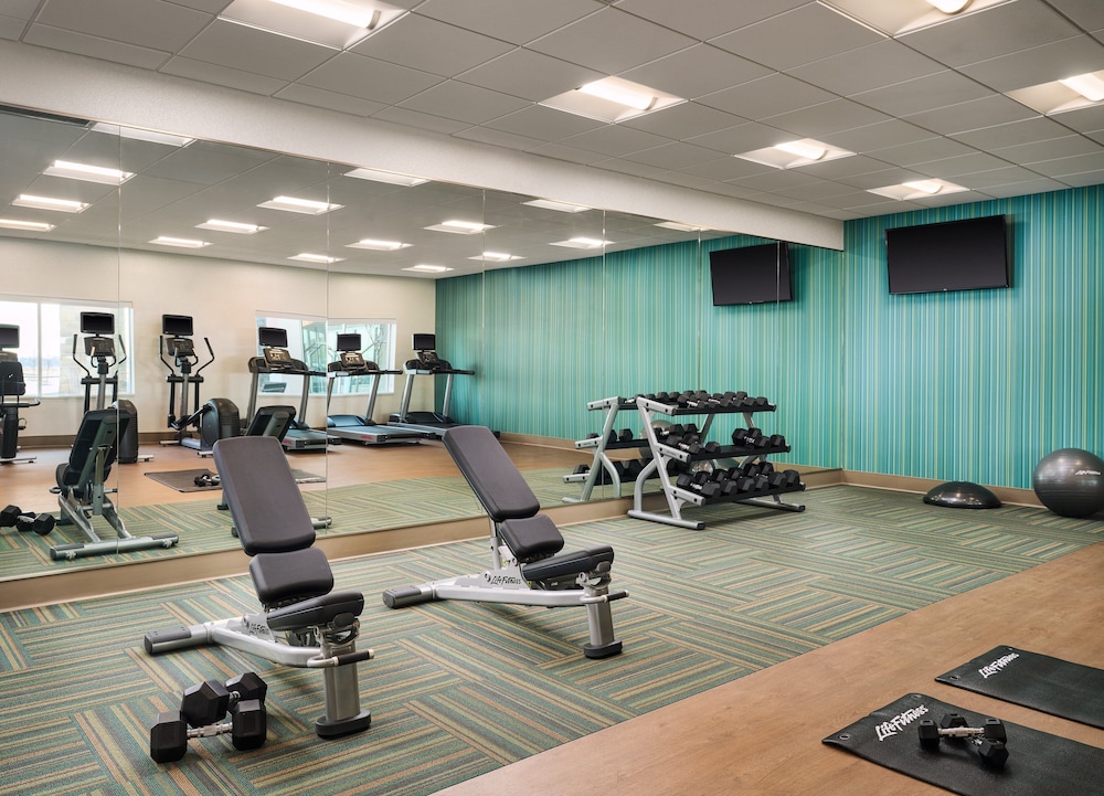 Holiday Inn Express & Suites Lockport by IHG - photo 21